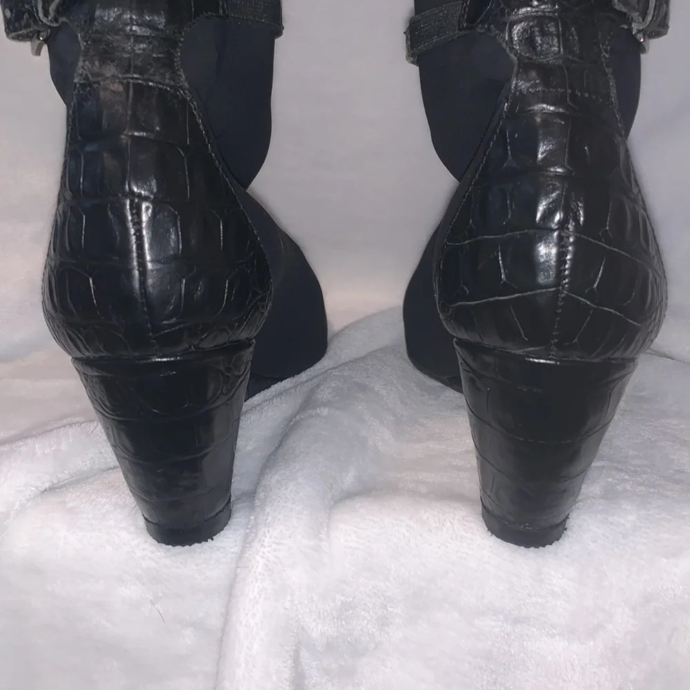 Donald J Piner pull on couture wedge boots